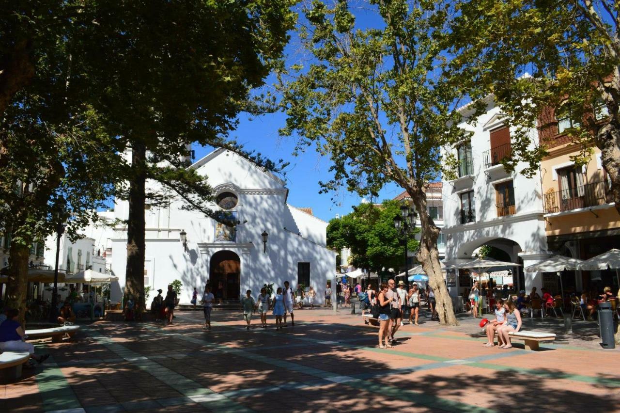 Rico Apartaments Parador Nerja Eksteriør billede